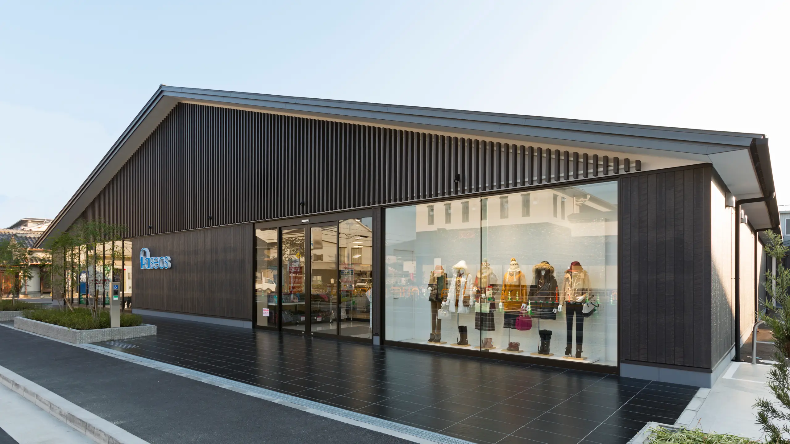 パシオス店舗の外観